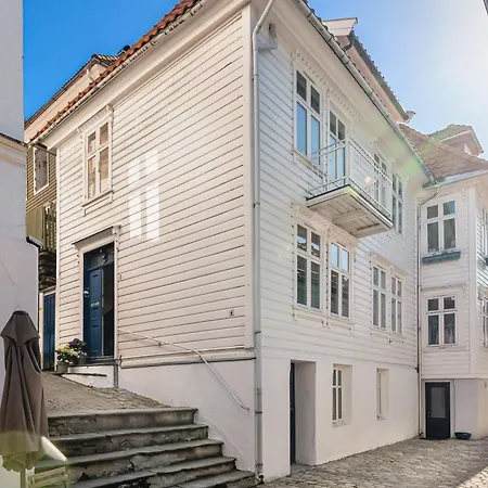 Bryggen Hideaway I Lux Feeling & Private Patio דירה