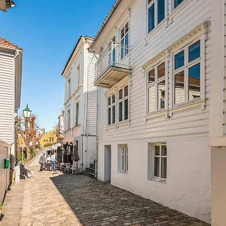Bryggen Hideaway I Lux Feeling & Private Patio